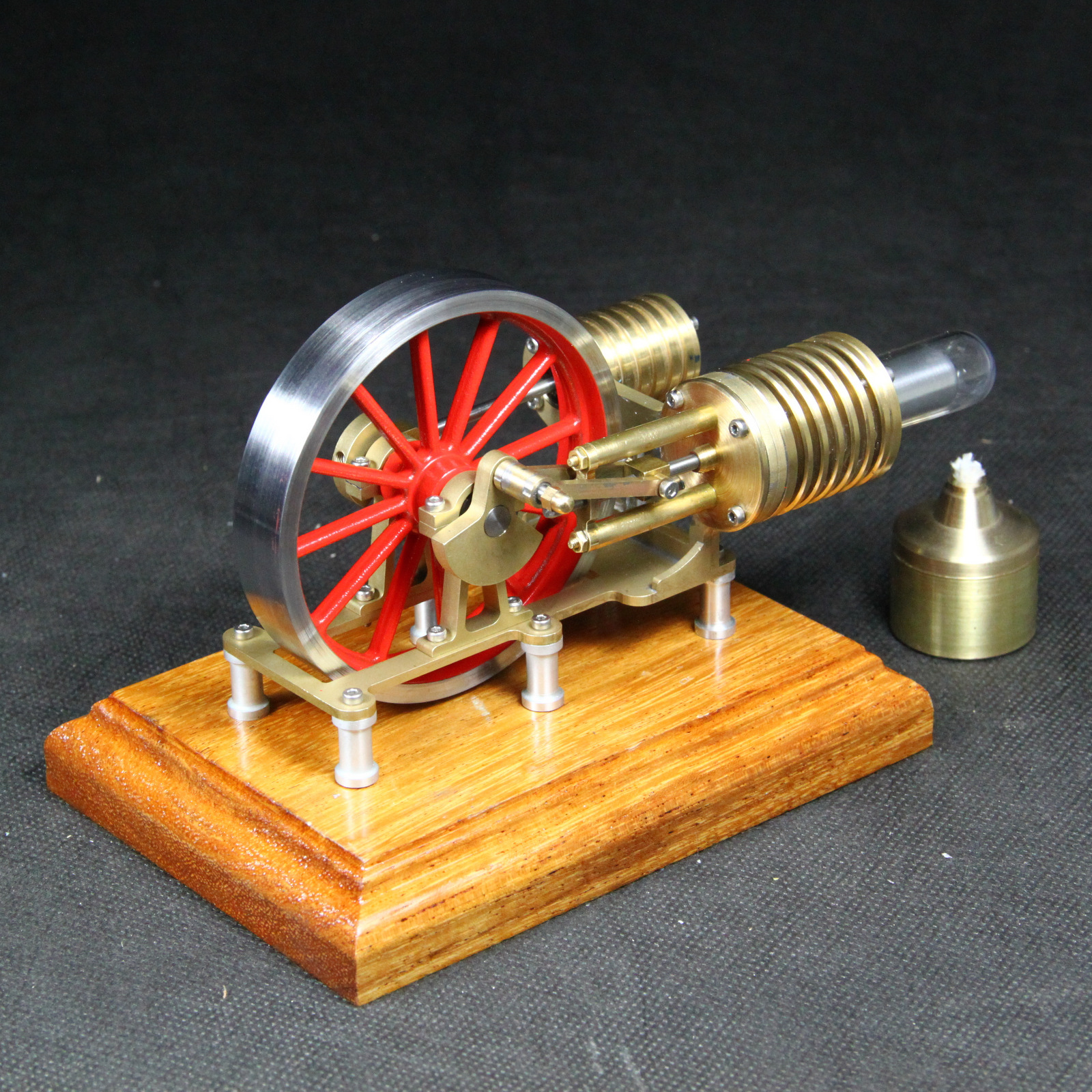 Modellbau Stirlingmotor selber bauen mit einem Materialsatz von Bengs Modellbau