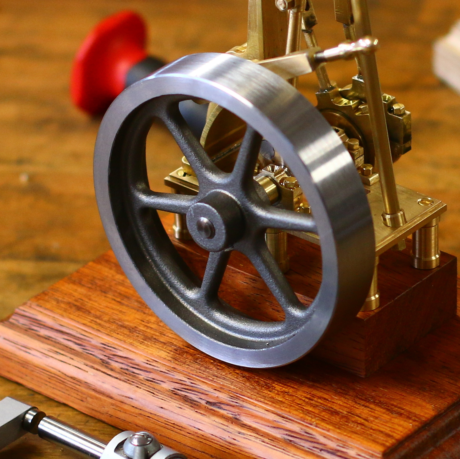 Schwungrad 80 mm für Dampfmaschine Flammenfresser Stirlingmotor
