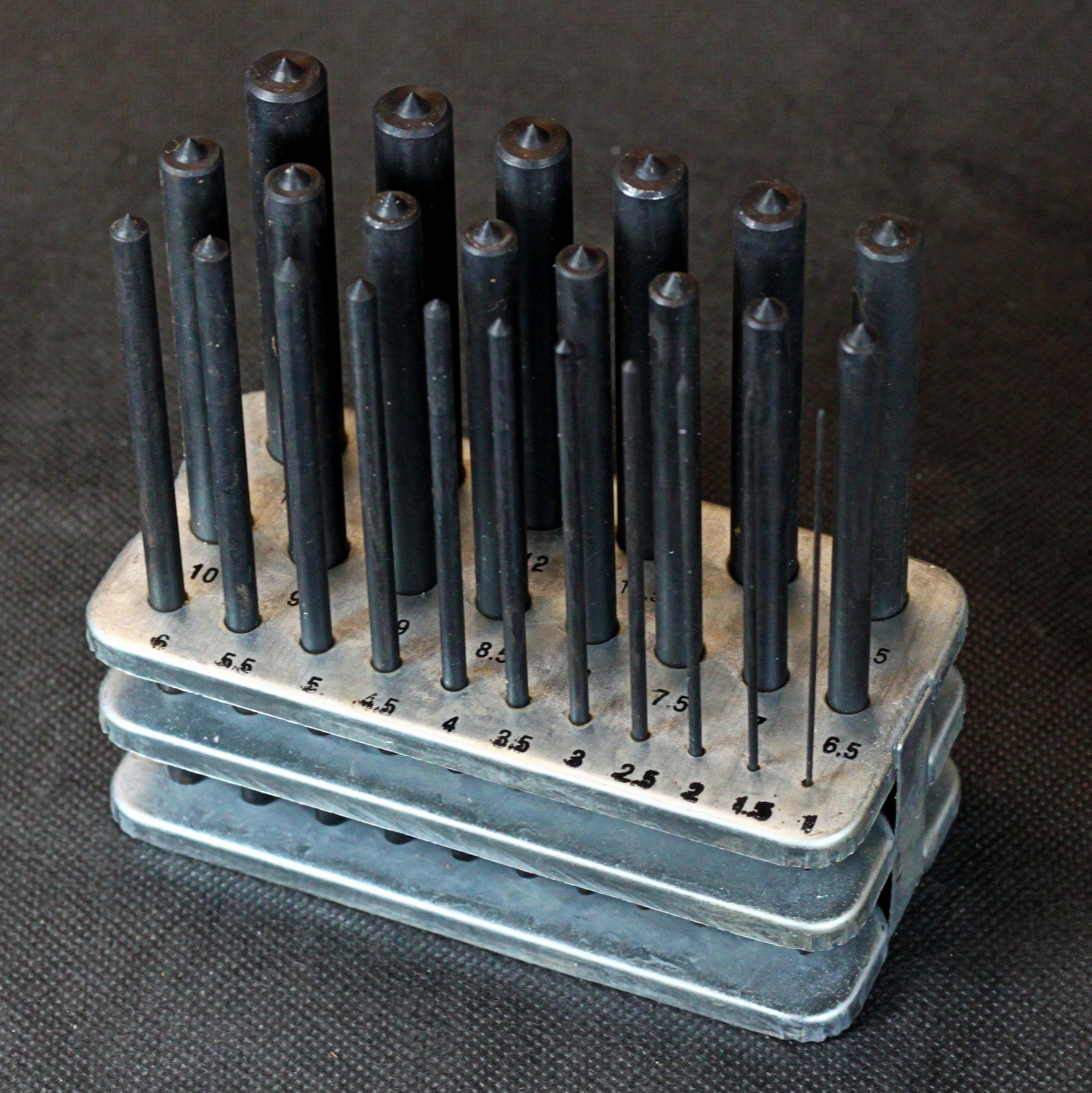 Zentrierkoerner Zentrierkörner set für Metall