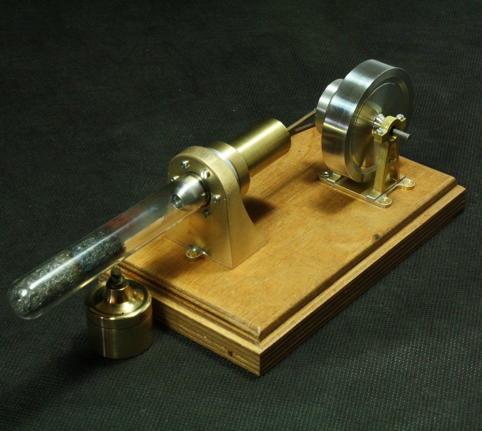 bengs-Thermoakustik-rufus Termoakustik Stirlingmotor selber bauen mit einem Materialsatz von Bengs Modellbau