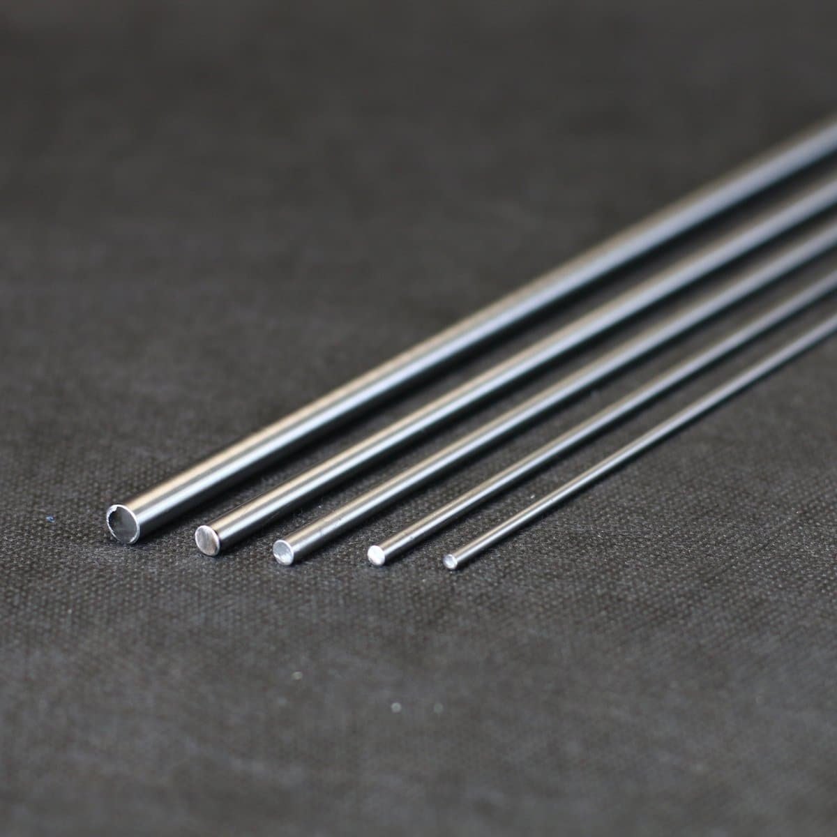 Silberstahl-rund-rundmaterial555f21bc053c1 Silberstahl Rundmaterial in verschiedenen Durchmessern