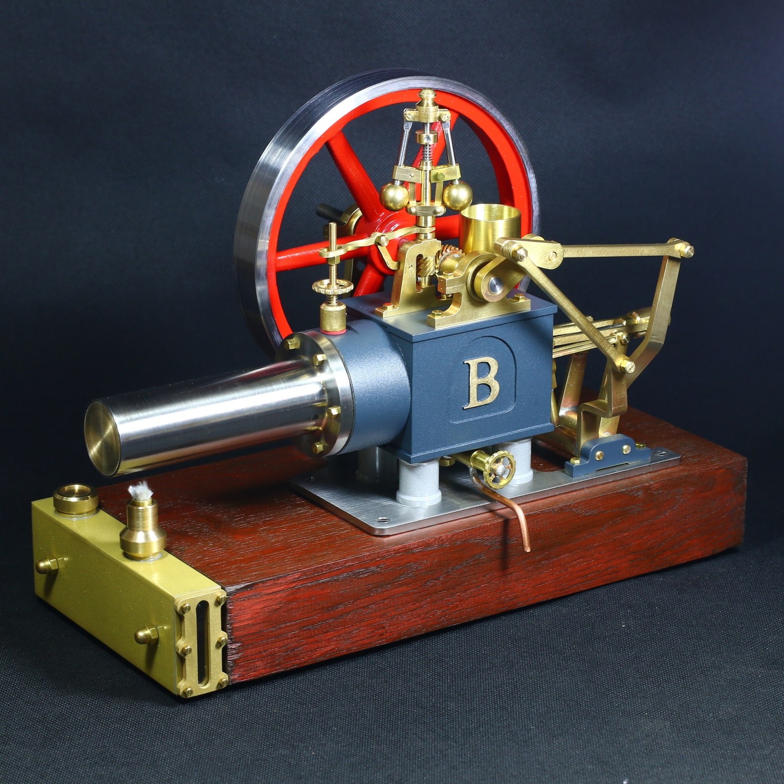 Stirling engine Rainer with centrifugal governor material kit