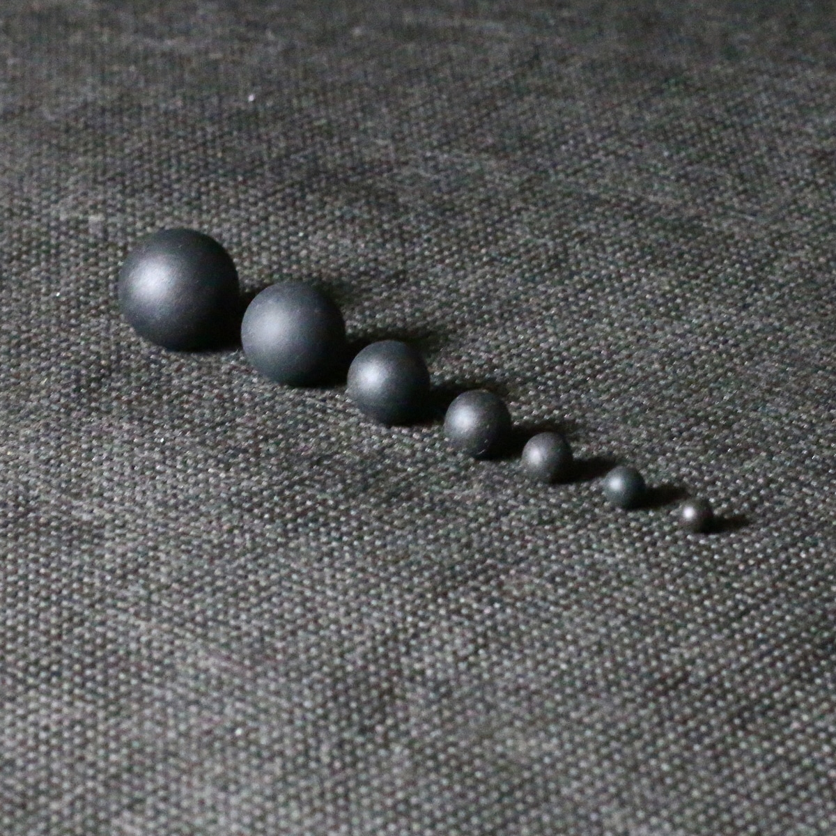 Ventilkugeln-silikon-grafi-sil Grafi-Sil Ventilkugeln eignen sich für viele Anwendungen im Modellbau