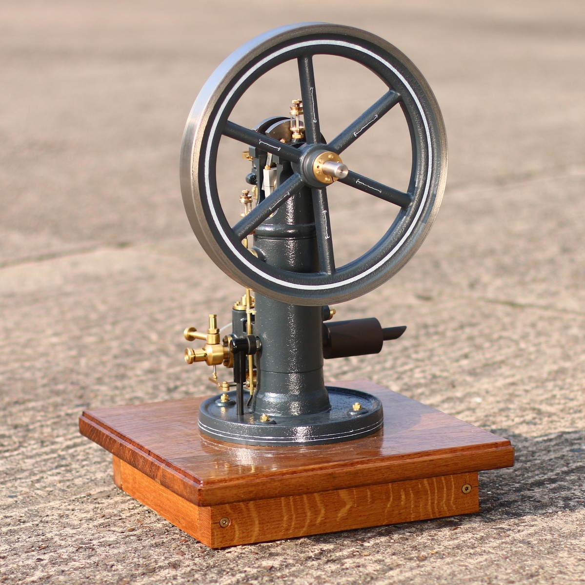 Gasmotor-bengs-tauchkolben Dürkopp Gasmotor von Bengs Modellbau