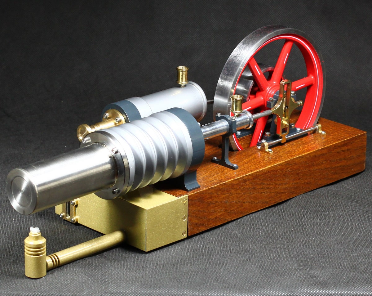 Stirlingmotor-die-grosse-laura-gesamt Materialbausatz mit allen Teilen von Bengs Modellbau Stirlingmotor