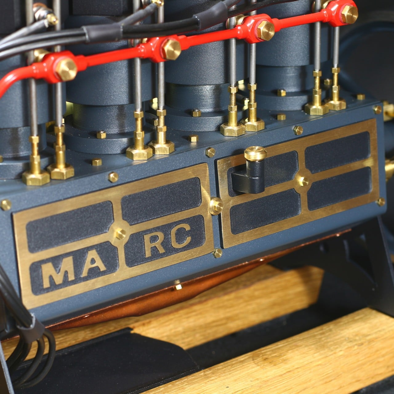 4 cylinder combustion engine Marc - material kit